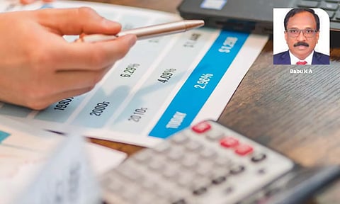 Background Image : Canva