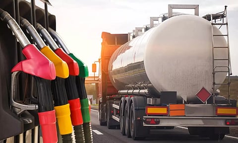 Petrol pump, Petrol Truck