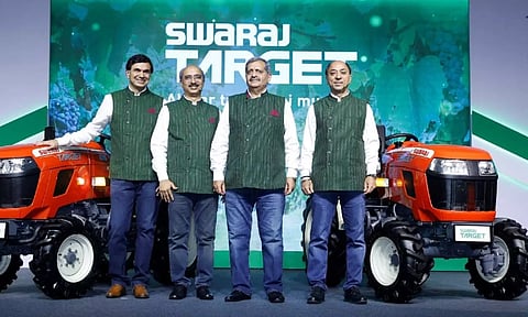 രണ്ട് ചെറിയ ട്രാക്ടർ മോഡലുകളുമായി സ്വരാജ്