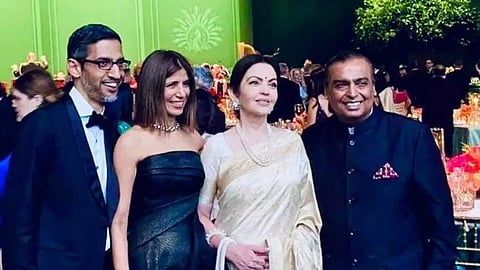 വൈറ്റ് ഹൗസ് വിരുന്നിന് മോദിക്കൊപ്പം മനോജ് നൈറ്റ് ശ്യാമളനും