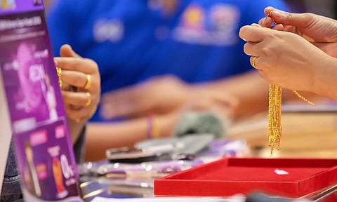 കേരളത്തില് ഇന്ന് സ്വര്ണവില കുറഞ്ഞു; വെള്ളിക്ക് മാറ്റമില്ല