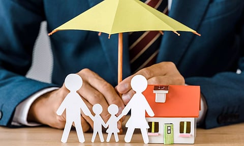 എല്.ഐ.സി 'ജീവന് കിരണ്'; ലൈഫ് ഇന്ഷുറന്സ് പരിരക്ഷയും സമ്പാദ്യ പദ്ധതിയുടെ ആനുകൂല്യവും