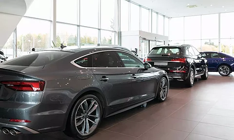 Car sales outlet