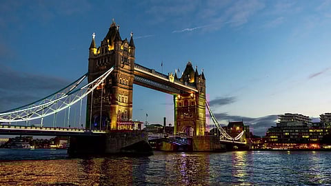 This Indian businessman owns a luxurious bungalow in London; 1,446 crores