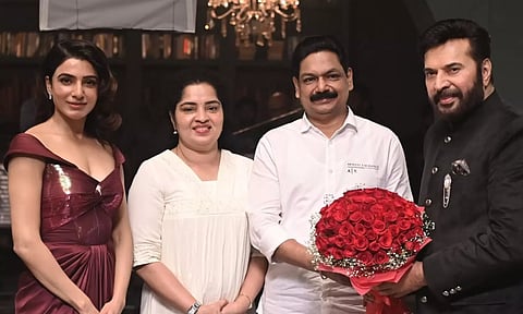 ചടങ്ങിൽ മെഗാസ്റ്റാര് മമ്മൂട്ടിയും തെന്നിന്ത്യന് സൂപ്പര്സ്റ്റാര് സാമന്തയും ഐ.സി.എല് ഫിന്കോര്പ്പിന്റെ ചെയര്മാനും മാനേജിംഗ് ഡയറക്ടറുമായ അഡ്വ. കെ. ജി. അനില്കുമാറും ഹോള് ടൈം ഡയറക്ടറും സി.ഇ.ഒയുമായ ഉമ അനില്കുമാറും