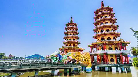 സുന്ദരമായ ഈ ദ്വീപ് രാജ്യത്തേക്കും ഇനി ഇന്ത്യക്കാര്ക്ക് വൈകാതെ നേരെ പറന്നിറങ്ങാം, വീസ ഓണ് അറൈവല് പരിഗണനയില്