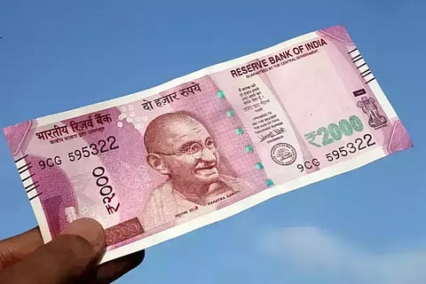 2000 ത്തിന്റെ നോട്ടുകള് ഇപ്പോഴും ഒളിച്ചിരിപ്പുണ്ട്; തിരിച്ചെത്താനുള്ളത് 6,970 കോടി