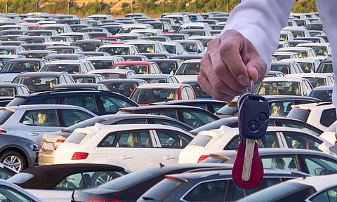 ഫെസ്റ്റിവല് തിളക്കത്തില് വാഹന വിപണി, മാസങ്ങള്ക്ക് ശേഷം വില്പന കൂടി! ട്രെന്ഡ് മാറ്റത്തിനു പിന്നില് വിലക്കുറവോ?