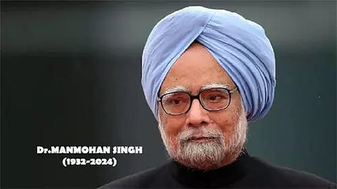 ദുർബലനായ നിഴൽ പ്രധാനമന്ത്രി! അതു കേട്ട് മൻമോഹൻ പറഞ്ഞു: "കാലം എന്നോട് കരുണ കാണിക്കും"