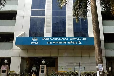 40000 തുടക്കക്കാര്ക്ക് തൊഴില് അവസരം നല്കും: ടിസിഎസ്