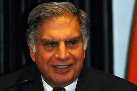 സ്വന്തം സംസ്കാര ചടങ്ങിന് ₹2,500, പാചകക്കാരനും സഹായിക്കും ഓരോ കോടി, അതാണ് രത്തന് ടാറ്റ; വില്പത്ര വിശദാംശങ്ങള് ഇങ്ങനെ