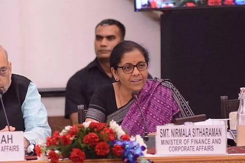 രാജീവ് കുമാര് മുതല് സന്യാല് വരെ: നിര്മ്മല സീതാരാമന്റെ ടീമംഗങ്ങള്