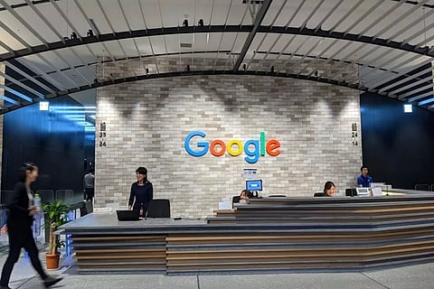 സുരക്ഷാ ചട്ടങ്ങള് ലംഘിച്ചു; ലോണ് ആപ്പുകള് പ്ലേ സ്റ്റോറില് നിന്ന് നീക്കി ഗൂഗ്ള്