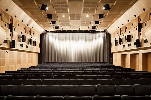 ജര്മ്മനിയിലെ തിയേറ്ററുകള് സെപ്റ്റംബറില് തുറക്കും; സീറ്റ് മൂന്നിലൊന്നു മാത്രം