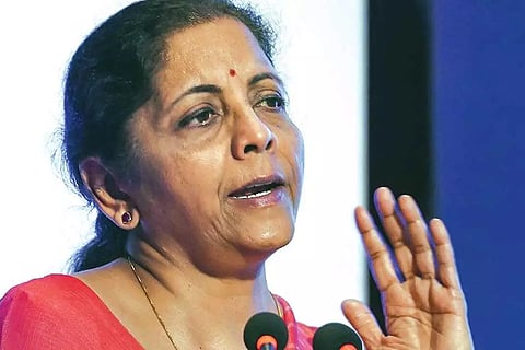 സാമ്പത്തിക മാന്ദ്യത്തിനുള്ള സാധ്യതകള് തള്ളി നിര്മലാ സീതാരാമന്