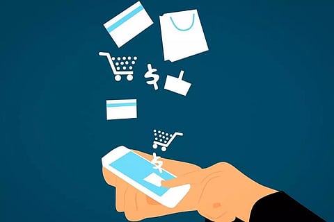 കൊറോണ ഭീതി; പണമിടപാടുകള് വന്തോതില് കുറഞ്ഞു, ഡിജിറ്റല് ഇടപാടുകളില് 50 ശതമാനം വര്ധനവ്