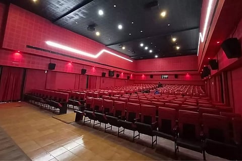 ബോക്സോഫീസില് 'തകര്ന്നടിഞ്ഞ്' മള്ട്ടിപ്ലെക്സുകള്