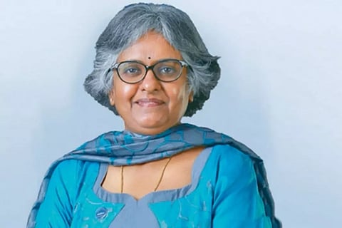 ഫെഡറല് ബാങ്ക് എക്സിക്യൂട്ടിവ് ഡയറക്റ്റര് ശാലിനി വാര്യര് ഫിനാന്സ് വുമണ് ഓഫ് ദി ഇയര് 2019