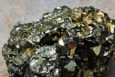 യു.പിയില് സ്വര്ണ ഖനി കണ്ടെത്തി