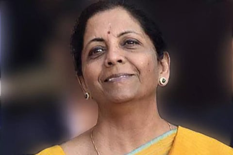 ഇന്ത്യയിലെ വരുമാനത്തിന് മാത്രം പ്രവാസികള് നികുതി നല്കിയാല് മതി: ധനമന്ത്രി