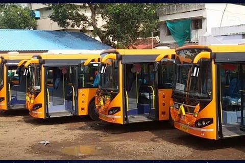 ലക്ഷ്വറി ബസുകള്ക്ക് 'ബമ്പര്': കെ.എസ്.ആര്.ടി.സിയുടെ പ്രതിസന്ധി വര്ദ്ധിക്കും