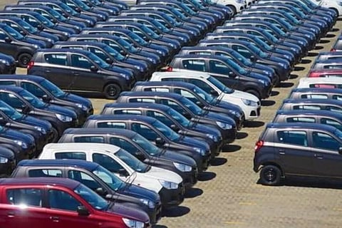 വാഹനവില്പ്പന താഴേക്കുതന്നെ, തിരിച്ചുകയറുന്നതിന്റെ സൂചനകളില്ല