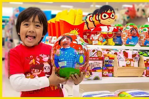 ഏറ്റവുമധികം പ്രതിഫലം വാങ്ങുന്ന യൂട്യൂബ് താരം 8 വയസ്സുള്ള റയാന്