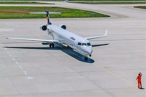 നാല് ജില്ലയില് എയര് സ്ട്രിപ്പ് സ്ഥാപിക്കുമെന്ന് മുഖ്യമന്ത്രി