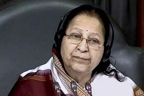 'കാല് നീട്ടി ഇരിക്കാനായില്ല': അര കോടി പാഴാക്കി ജാഗ്വറിനെ മുന് ലോക്സഭാ സ്പീക്കര് കൈവിട്ടു