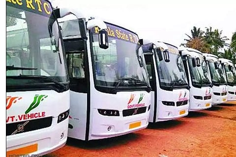 ടൂറിസ്റ്റ് പെര്മിറ്റിലുള്ള അന്തര് സംസ്ഥാന ബസ് സര്വീസ് നിയമവിരുദ്ധം: ഹൈക്കാടതി