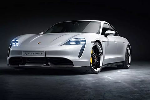 പോര്ഷെയില് നിന്നും ഇലക്ട്രിക് കാര്, ടയ്കന് അവതരിപ്പിച്ചു