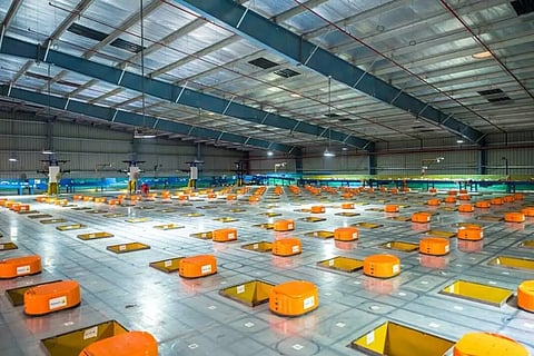 മണിക്കൂറിൽ 5,000 പാർസലുകൾ; ഫ്ലിപ്കാർട്ടിൽ റോബോട്ടാണ് താരം