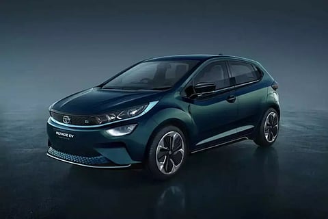 മൈലേജ് 300 കിലോമീറ്റര്, ടാറ്റയുടെ കിടിലന് ഇലക്ട്രിക് കാര് വരുന്നു