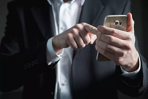 2020-ൽ ഇന്ത്യക്കാർ ദിവസവും 4.6 മണിക്കൂർ മൊബൈലിൽ ചിലവിട്ടു