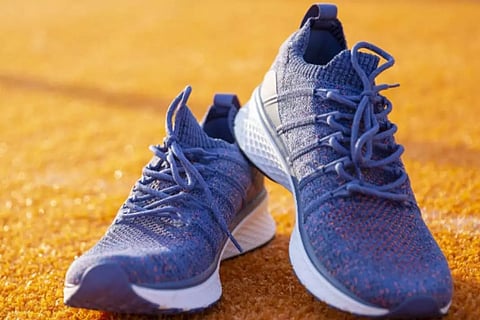 ഷവോമിയുടെ സ്പോർട്സ് ഷൂ; വെറും 2,499 രൂപയ്ക്ക്