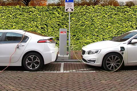 നിങ്ങൾക്കും തുടങ്ങാം ഇലക്ട്രോണിക് വാഹനങ്ങൾക്കായി ഒരു ചാർജിങ് സ്റ്റേഷൻ