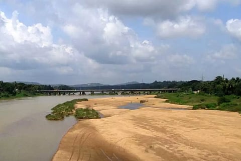 പ്രളയശേഷം വരൾച്ച, ശുദ്ധജലവിതരണം പ്രതിസന്ധിയിലേയ്ക്കോ?