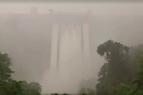 ഇടുക്കിയിൽ അഞ്ചാമത്തെ ഷട്ടറും ഉയർത്തി: സംഖ്യകൾ പറയുന്നത് എന്ത്?