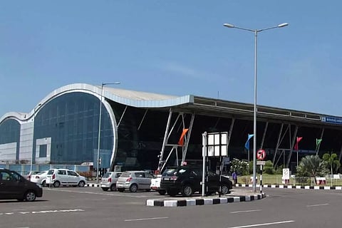 തിരുവനന്തപുരം വിമാനത്താവളം: ഹര്ജി കേരള ഹൈക്കോടതി പരിഗണിക്കണം: സുപ്രീം കോടതി