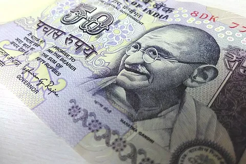 രൂപയ്ക്ക് റെക്കോർഡ് തകർച്ച: ഒടുവില് 70 കടന്നു
