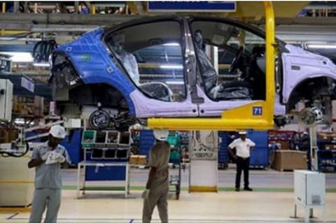 ചൈനീസ് വസ്തു ഇറക്കുമതി ഉപേക്ഷിക്കാനാകില്ലെന്ന് മാരുതി, ബജാജ് സാരഥികള്