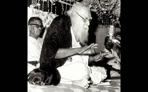 An Encounter with a 55 BCE Lemurian alias Dravidian alias Periyarist