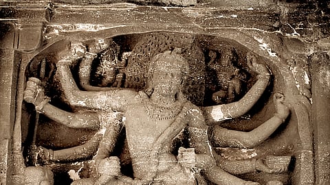 The Extraordinary Exercise Routine of Ratta-Kandarpadeva. Or How Hindus Finessed Their Kshatra