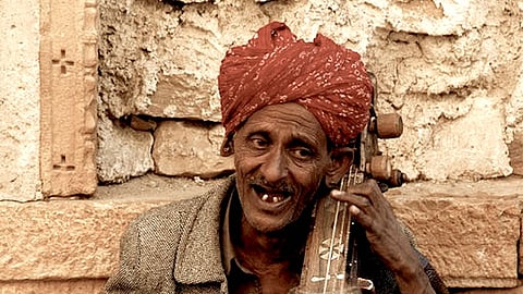 The Extinct World of the Bhaṭṭārakas or Bhattas is a Dried-up Teardrop of History