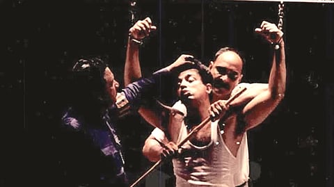 ”Naa Adicha Nee Sethuruva!” - Dissecting Nayagan