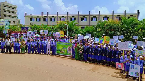 KSR School rallies against plastic with powerful messages