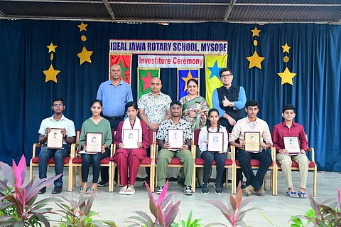 Ideal Jawa Rotary invests student leaders with pride