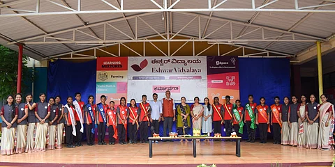 Eshwar Vidyalaya Choranahalli organises Deekshadan programme