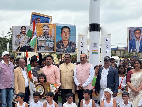 Jnanapoorna School and PU participates in district celebrations