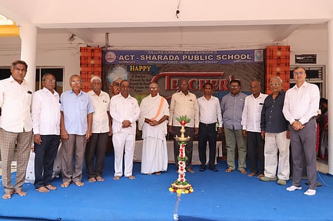 ACT-Sharada Public School honours teachers